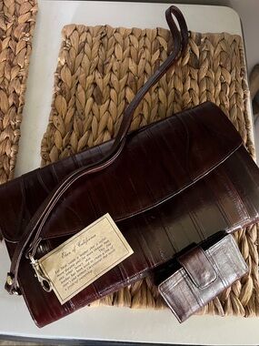 Beautiful Vintage EEL Skin Clutch/Shoulder bag matching wallet